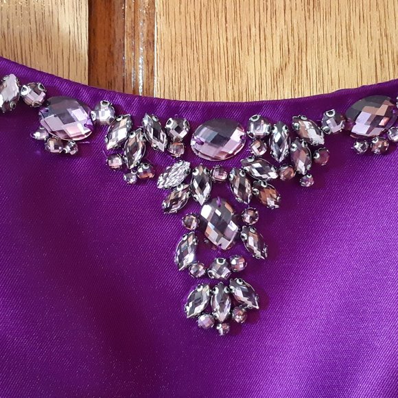 Cutest Designer Dress! - Picture 2 of 2